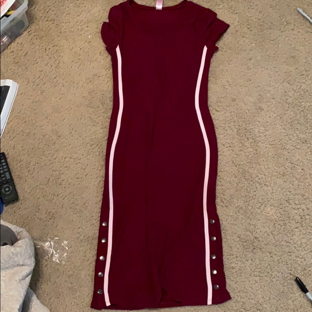 Burgundy long tight dress